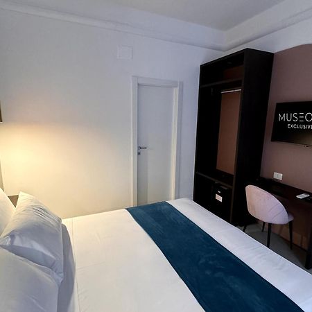 Hotiday Room Collection - Napoli Museo Suite Ngoại thất bức ảnh