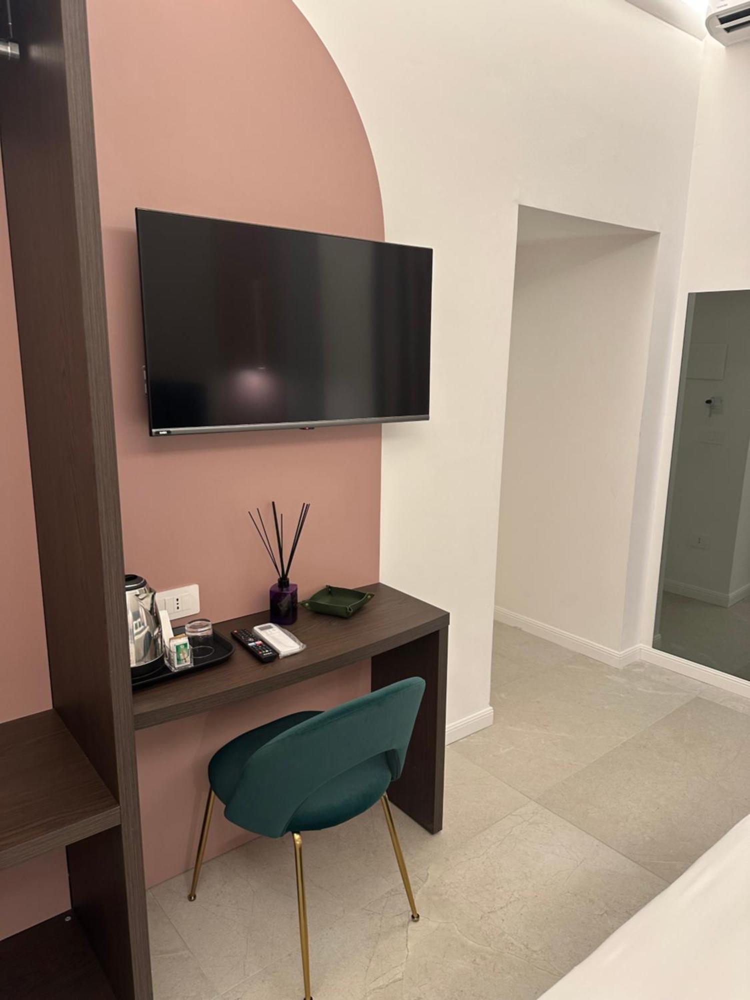 Hotiday Room Collection - Napoli Museo Suite Ngoại thất bức ảnh