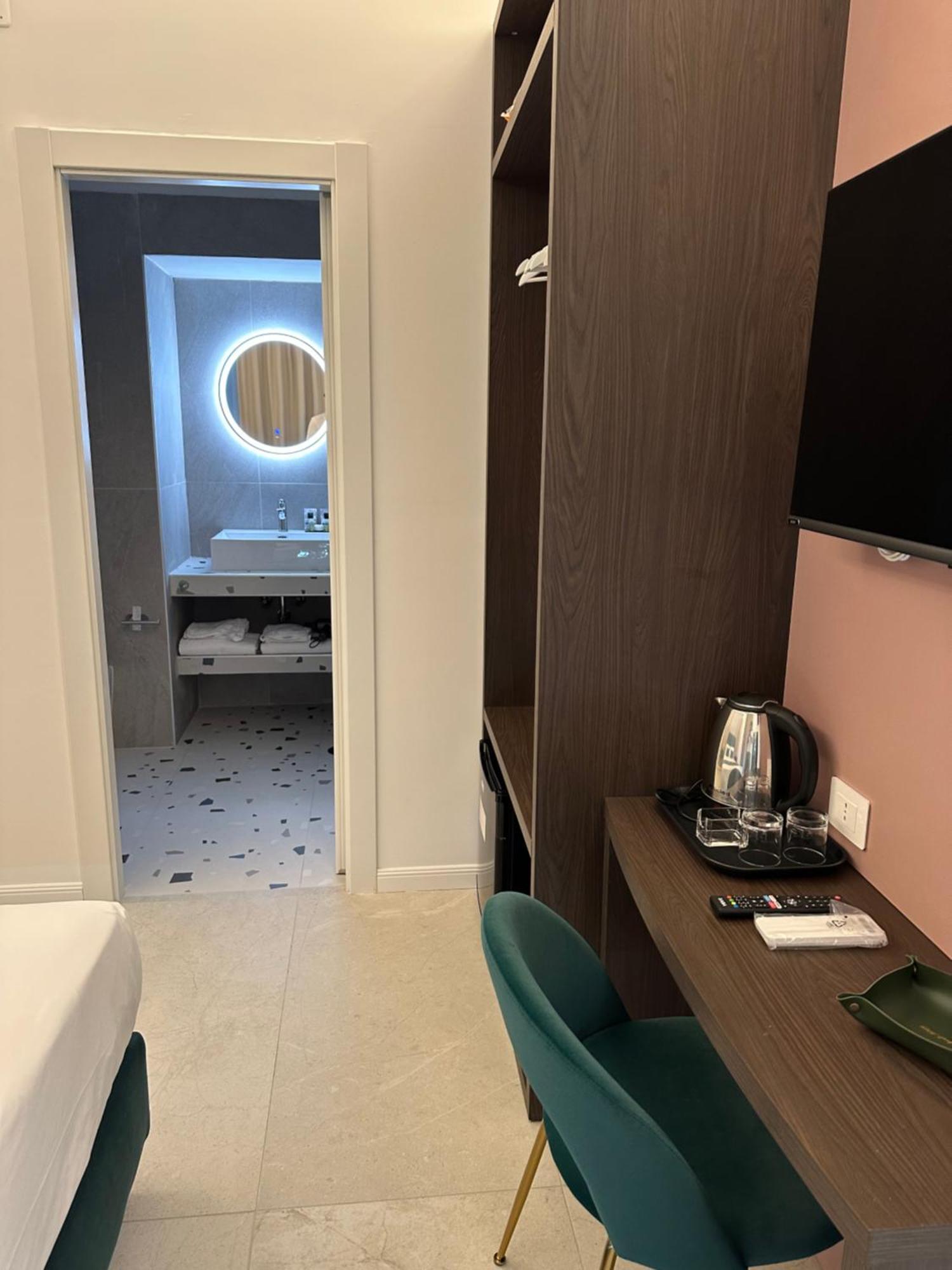 Hotiday Room Collection - Napoli Museo Suite Ngoại thất bức ảnh