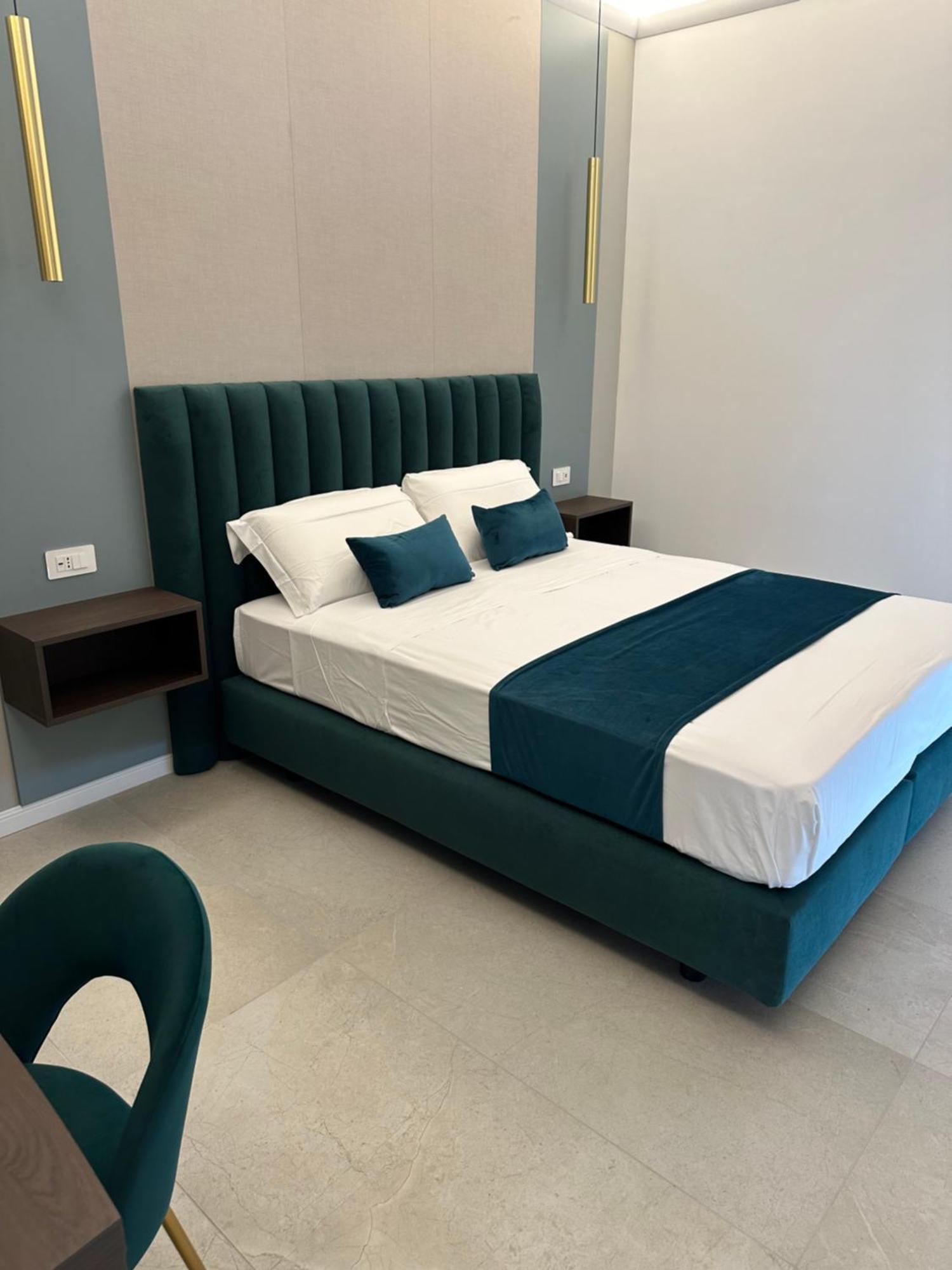 Hotiday Room Collection - Napoli Museo Suite Ngoại thất bức ảnh